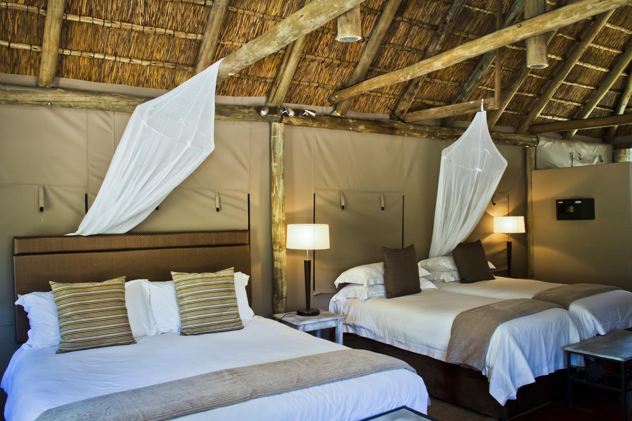 Villa Wildside Safari Camp à Golders Green Extérieur photo