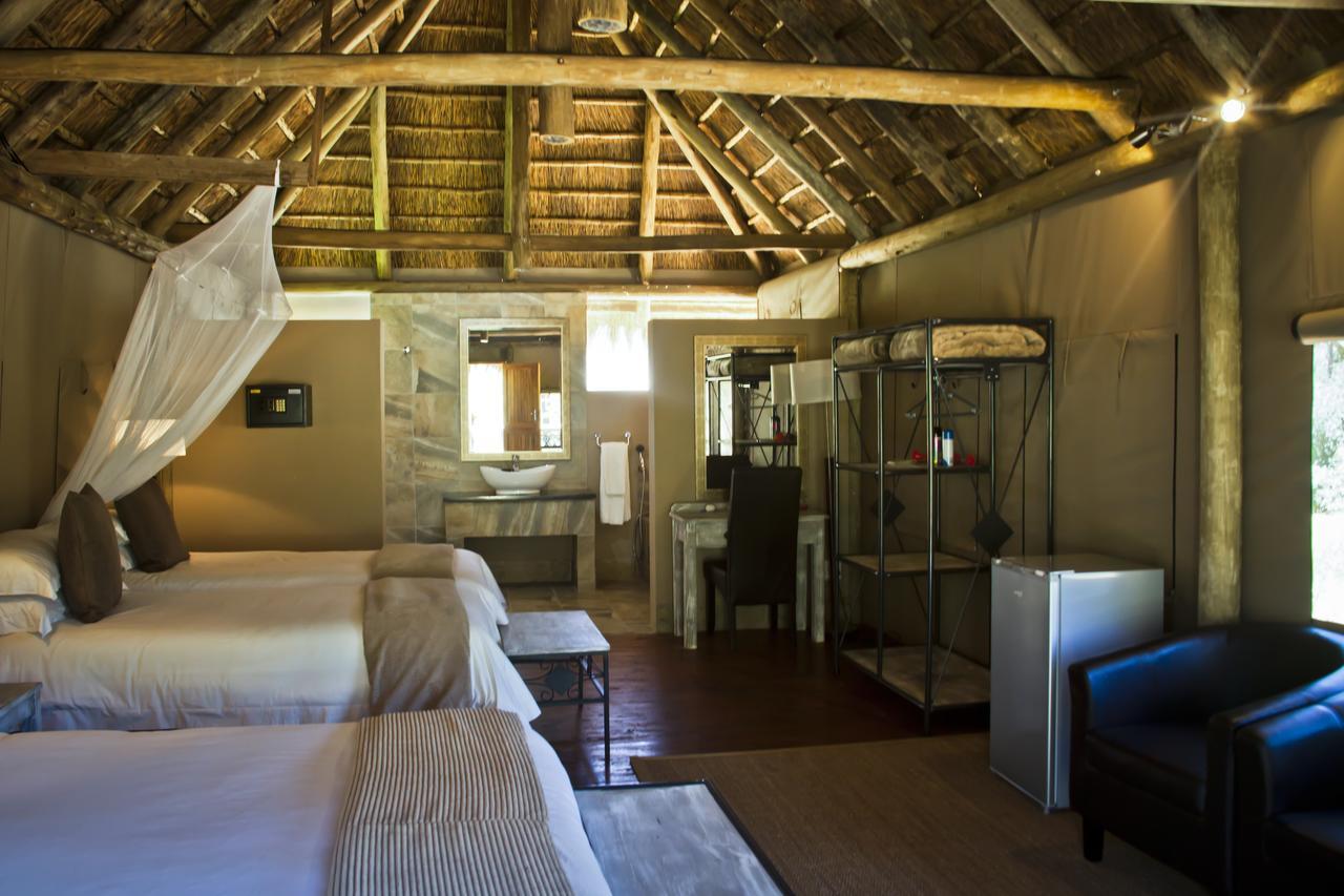 Villa Wildside Safari Camp à Golders Green Extérieur photo