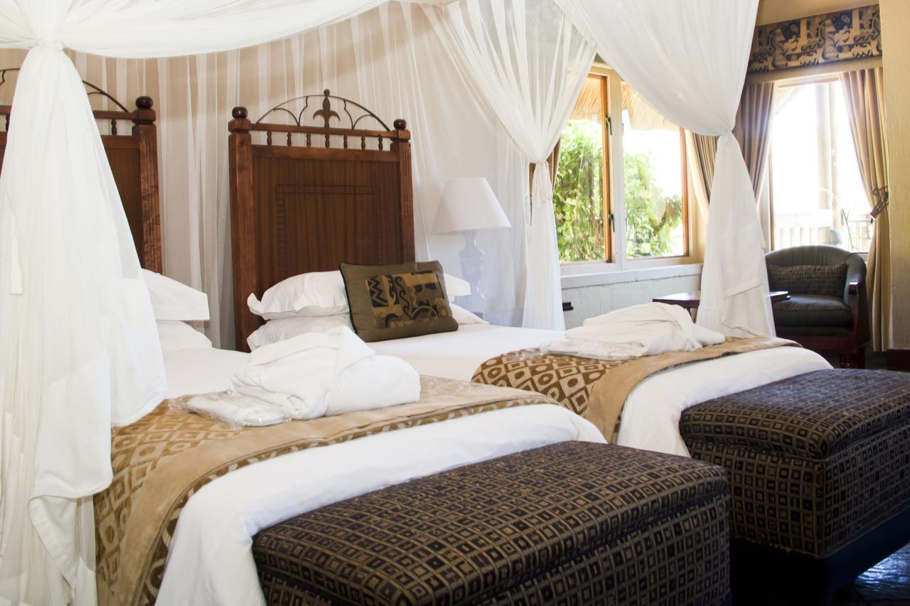 Villa Wildside Safari Camp à Golders Green Extérieur photo